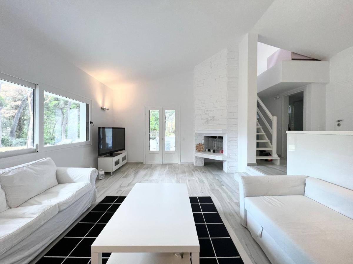 Sani Villa Christy المظهر الخارجي الصورة